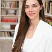 Полина Манолова
